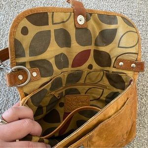 Fossil shoulder bag.